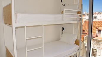 Top City Hostel & Suites