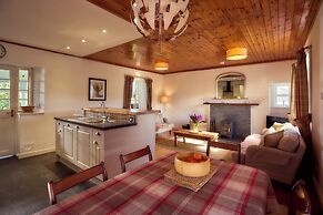 Mauldslie Hill Cottage