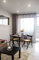Sunny City Center Apartment