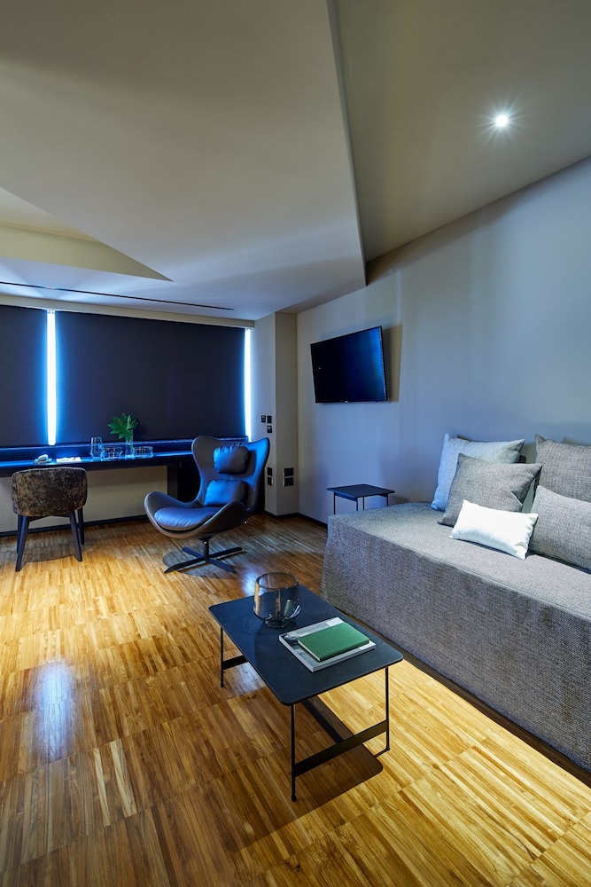 Delparco Hotel