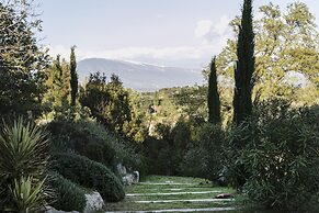 Le Chateau des Cinq Cantons