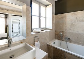 Le Chateau des Cinq Cantons