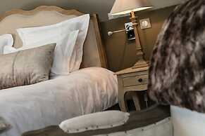 Le Chateau des Cinq Cantons