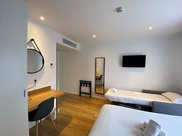 Oskar Hotel