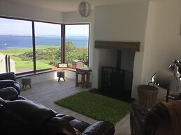 Makem's Self Catering Cottage