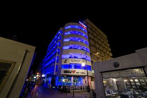 Les Palmiers Luxury Suites