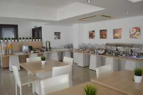 Les Palmiers Petrou Apartments