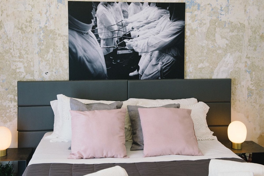 Agatha Hotel