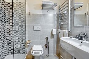 Rhome GuestHouse