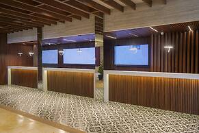 Oceano Palace Beach Resort