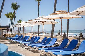 Oceano Palace Beach Resort