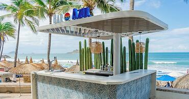 Oceano Palace Beach Resort