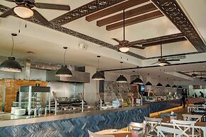 Oceano Palace Beach Resort