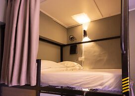 Traveller Bunker Hostel 1