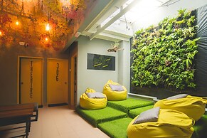 Traveller Bunker Hostel 1