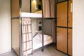 Traveller Bunker Hostel 1
