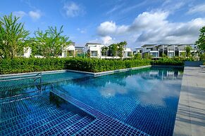 Laguna Park Villas