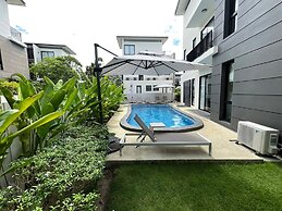 Laguna Park Villas