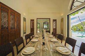 Beach Front Luxury Villa Hai Leng