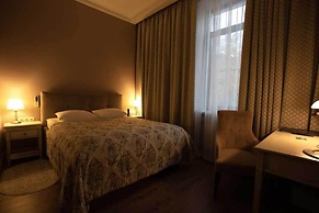 Dom Sivre Boutique Hotel