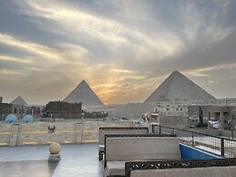 Pyramids Height Hotel & Pyramids Master Scene Rooftop