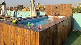 Pyramids Height Hotel & Pyramids Master Scene Rooftop
