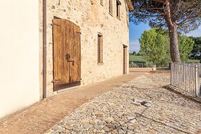 Borgo Pulciano Agriturismo