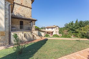 Borgo Pulciano Agriturismo