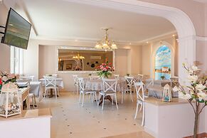 Hotel Sirena Beach