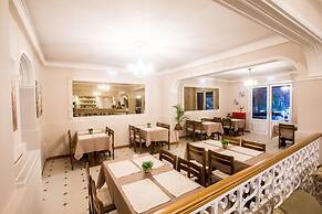 Hotel Sirena Beach