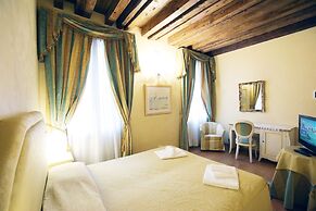 Alla Vigna - Room Only