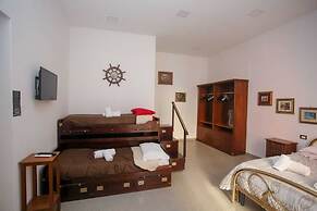 Don Carlo Rooms