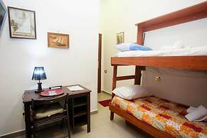 Don Carlo Rooms