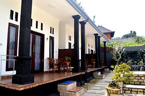 Toro Cottage