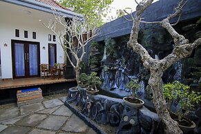 Toro Cottage