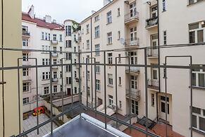 Golden Prague Rooms