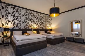Golden Prague Rooms