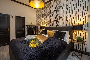 Golden Prague Rooms
