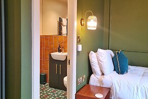 The Alyth Hotel