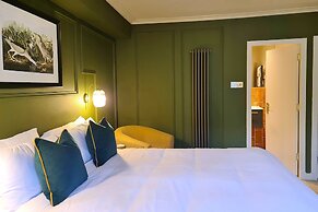 The Alyth Hotel