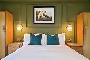 The Alyth Hotel