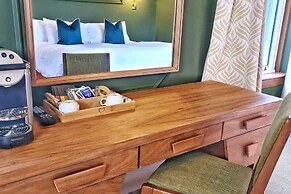 The Alyth Hotel