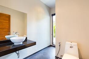 Boutique Balinese 3BR Pool Villa Martin