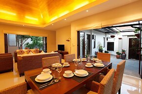 Boutique Balinese 3BR Pool Villa Martin
