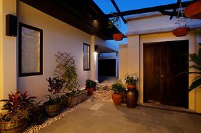 Boutique Balinese 3BR Pool Villa Martin