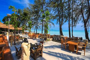 Villa Cha-Cha Krabi Beachfront Resort