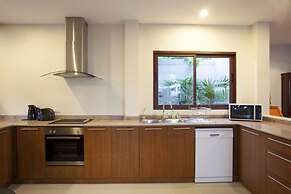 Exotic Boutique 4BR Pool Villa Toya