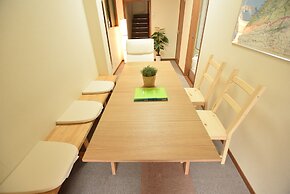 AIKAMU INN House