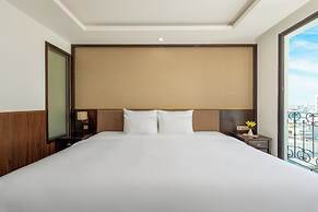 Palazzo Da Nang Beach Hotel