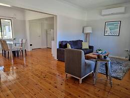 Lake Hume Resort